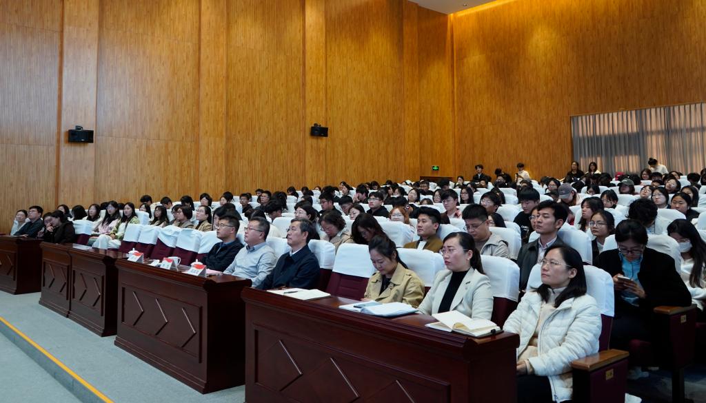 20241024枣庄学院 2024 年大学生“实践归来话成长”暑期社会实践总结分享会22jpg.jpg